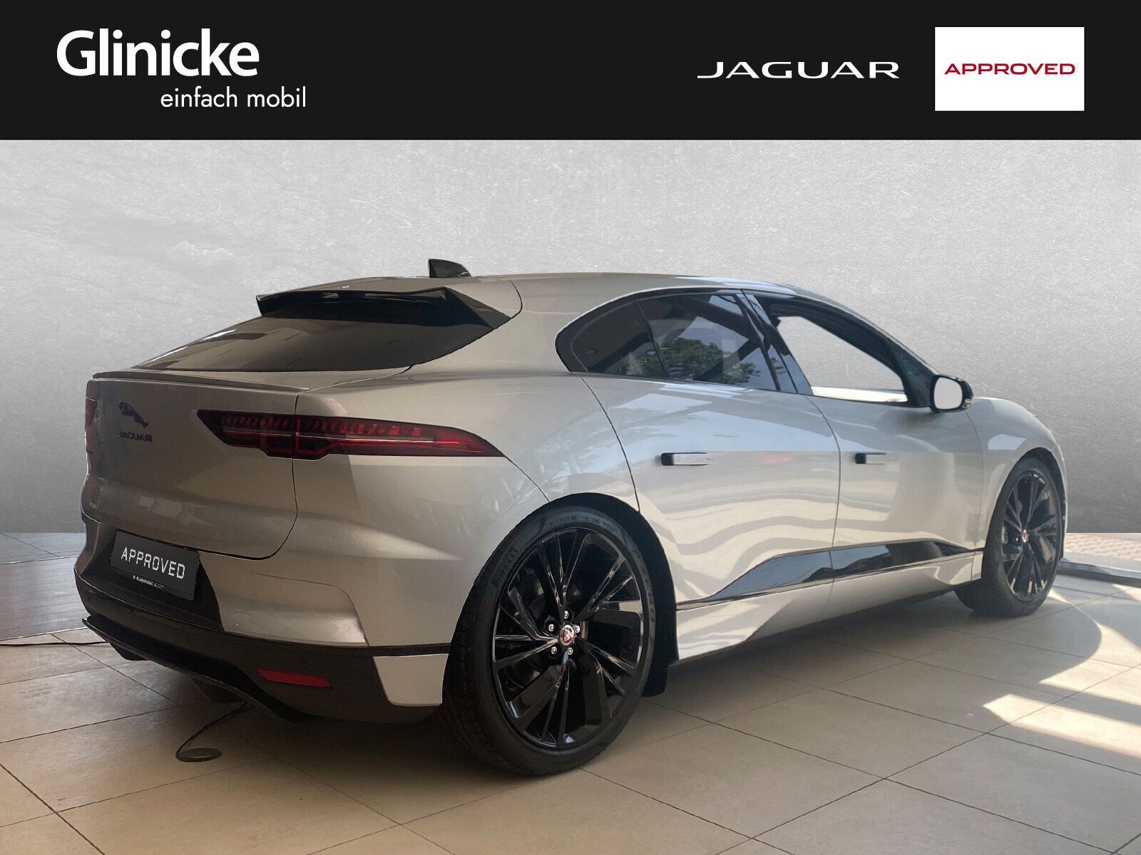 Jaguar I-PACE S 22" Pano Black Pack
