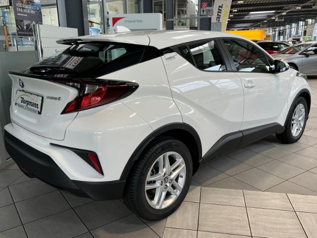 Toyota C-HR Hybrid Flow - Samsaru's Car Outlet