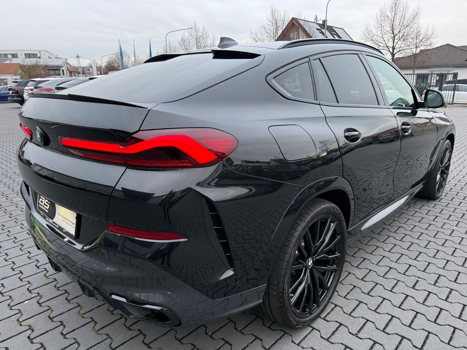 BMW X6*40xd*MSPORT*INDIVIDUAL*360°ACC*HUD*SKYLONUNGE
