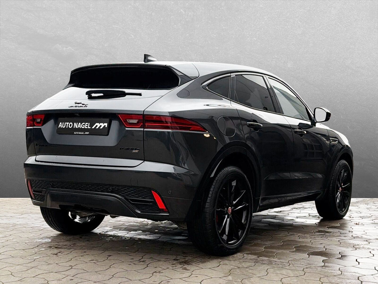 Jaguar E-Pace P300e R-Dyn.SE *Plug-in*20"AHK Black-Pack