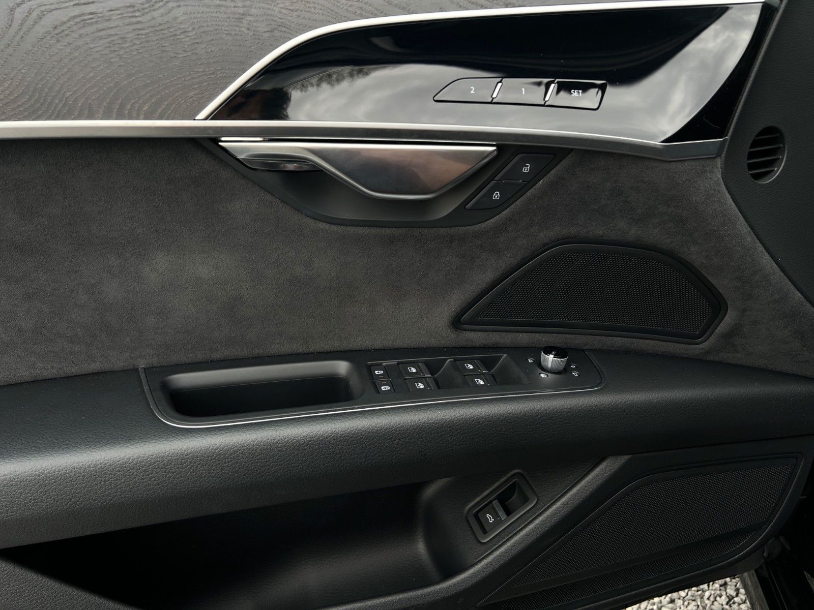 Audi A8 50 TDI quattro - Samsaru's Car Outlet