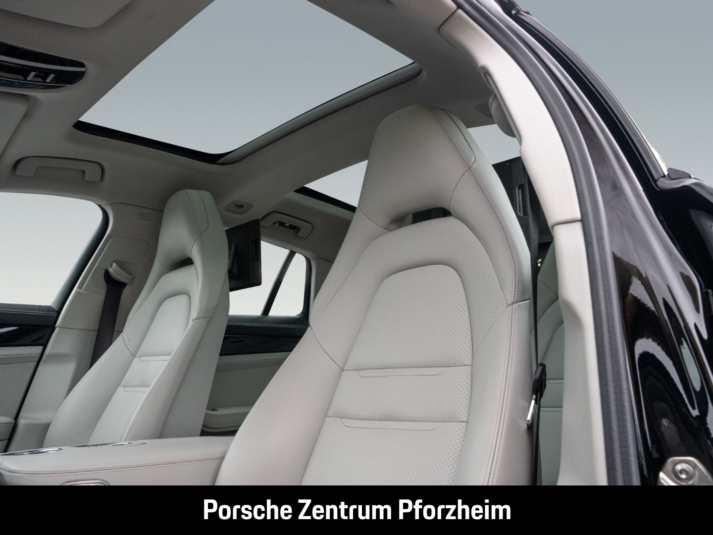 Porsche Panamera 4 E-Hybrid Sport Turismo Surround-View