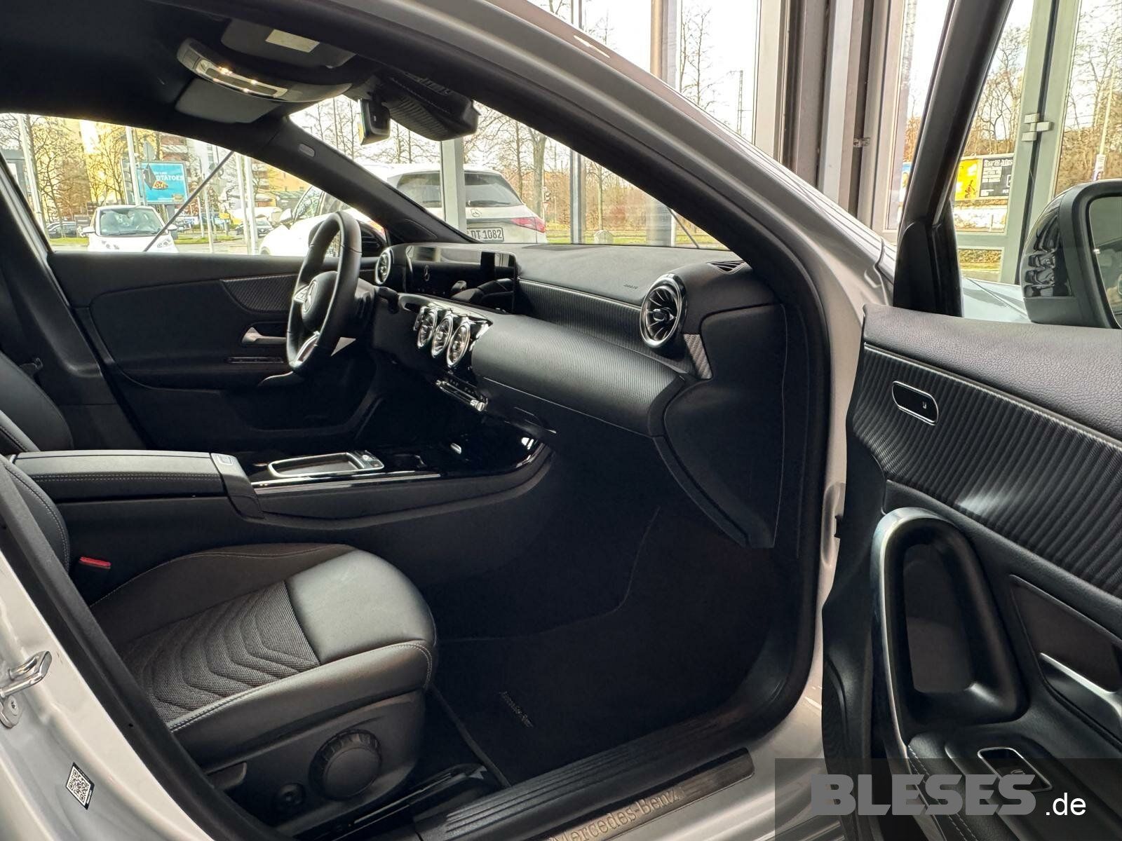 Mercedes-Benz A 220 4M Progressive - Samsaru's Car Outlet