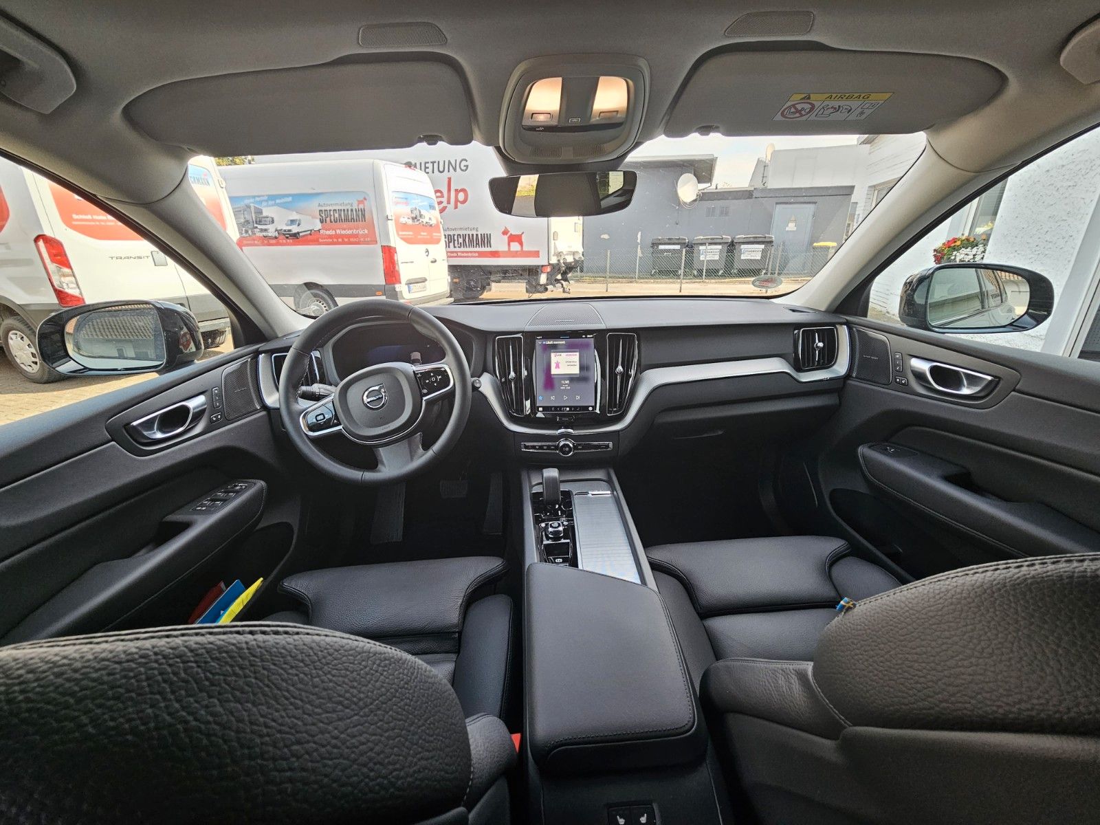 Volvo XC60 B4 Diesel Allrad Mild-Hybrid - Samsaru's Car Outlet