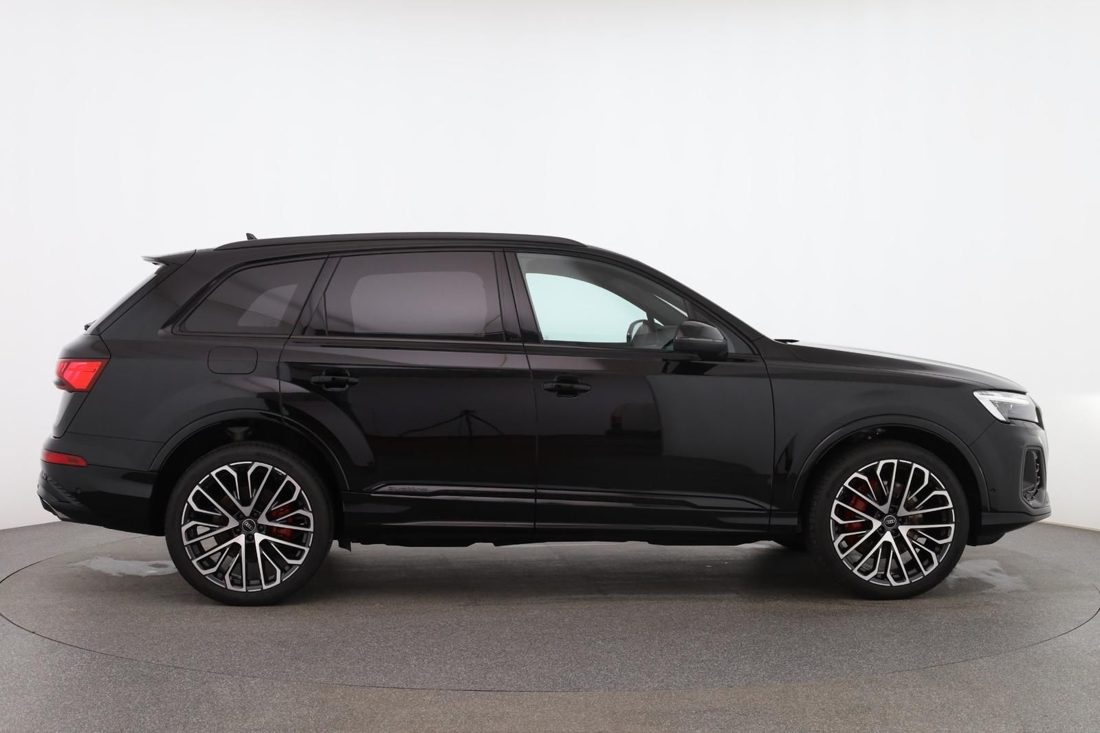 Audi Q7 50 TDI quattro S line