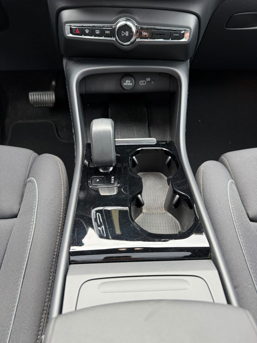 Volvo XC40 ULTIMATE TWIN+PIXEL+AHK+20"+WÄRMEPUMPE