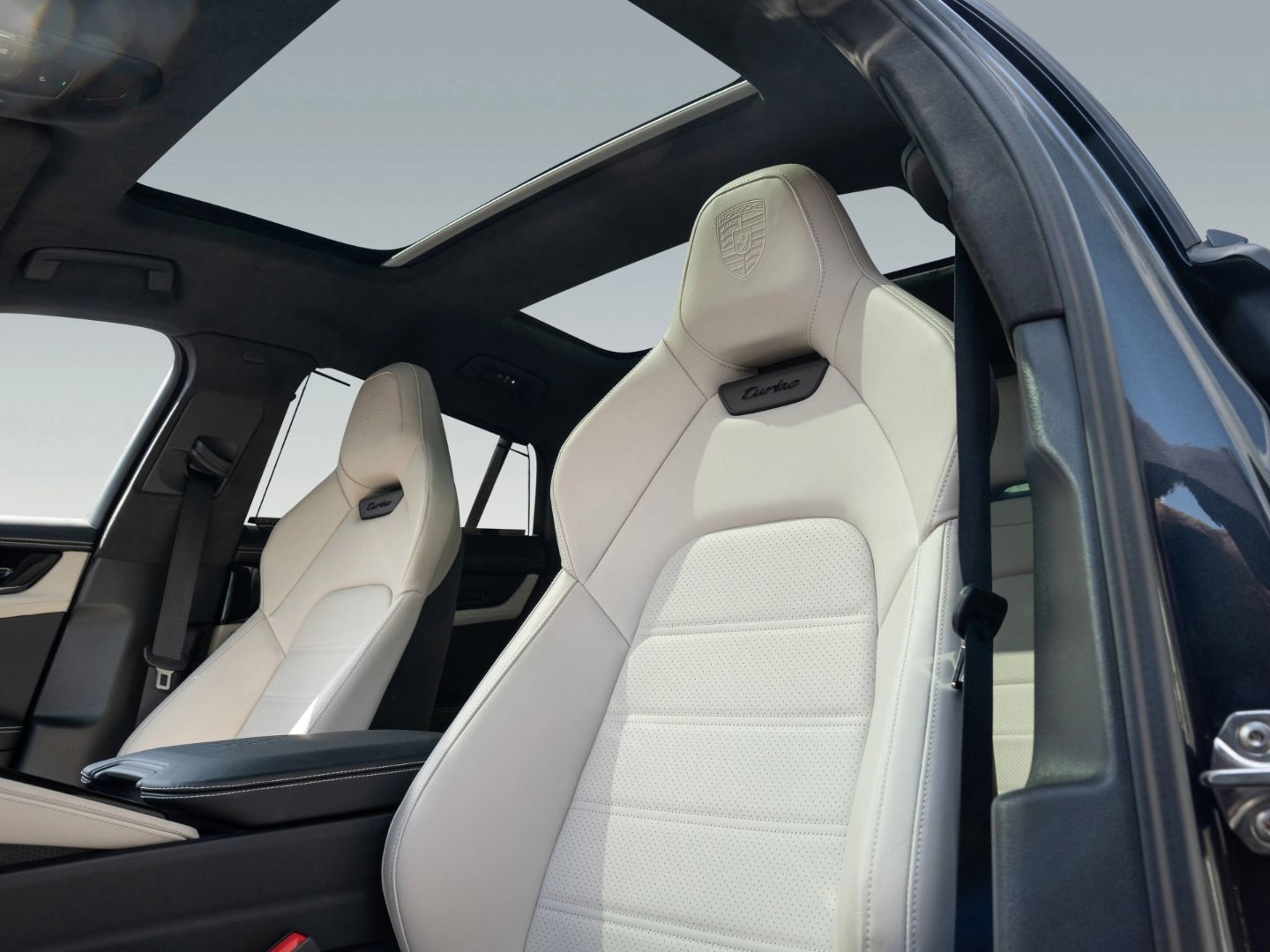 Porsche Panamera Turbo E-Hybrid Surround View Nachtsicht