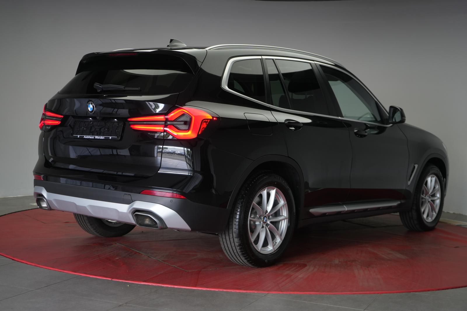 BMW X3 xDrive30d Aut. - Samsaru's Car Outlet