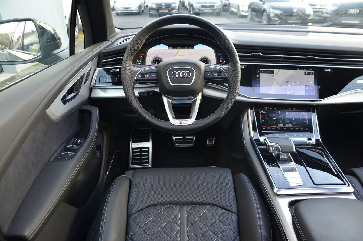 Audi Q7 50 TDI quatt S-LINE 7SITZ STNDHZ PANO AHK B&O