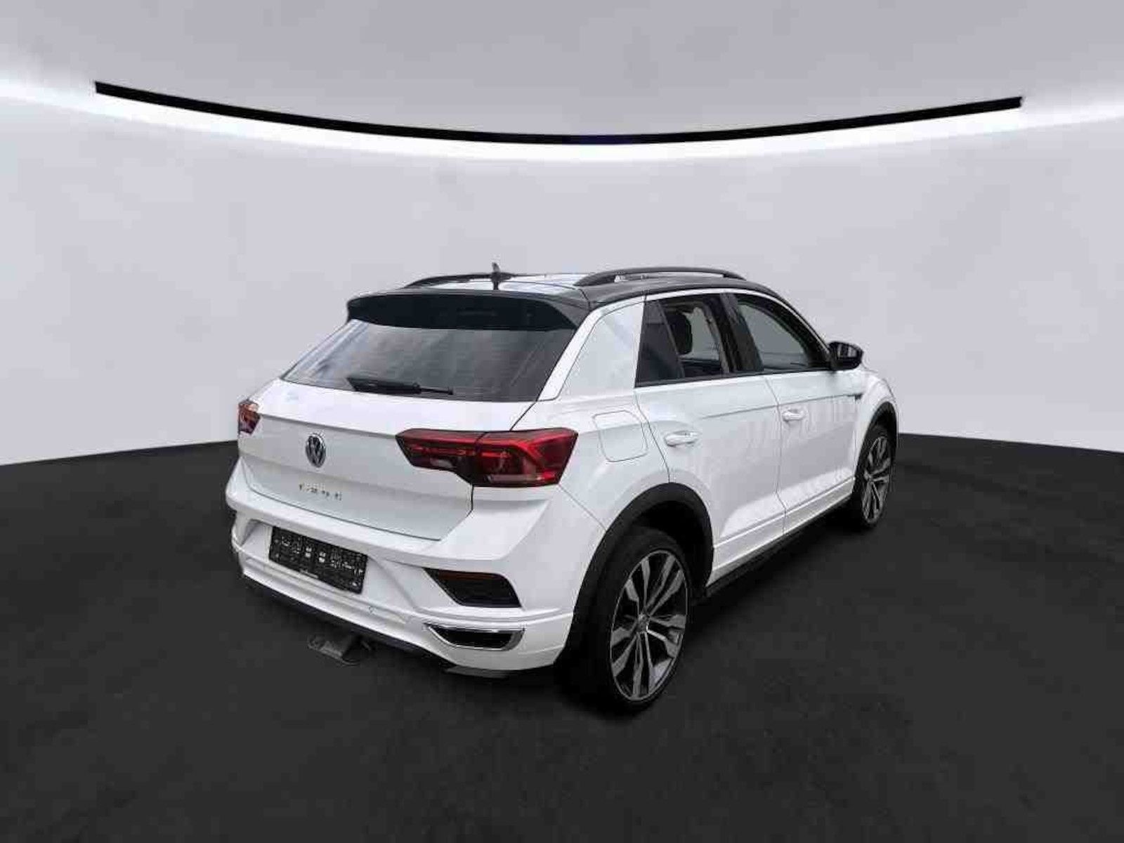 Volkswagen T-Roc 1.5 TSI R-Line - Samsaru's Car Outlet