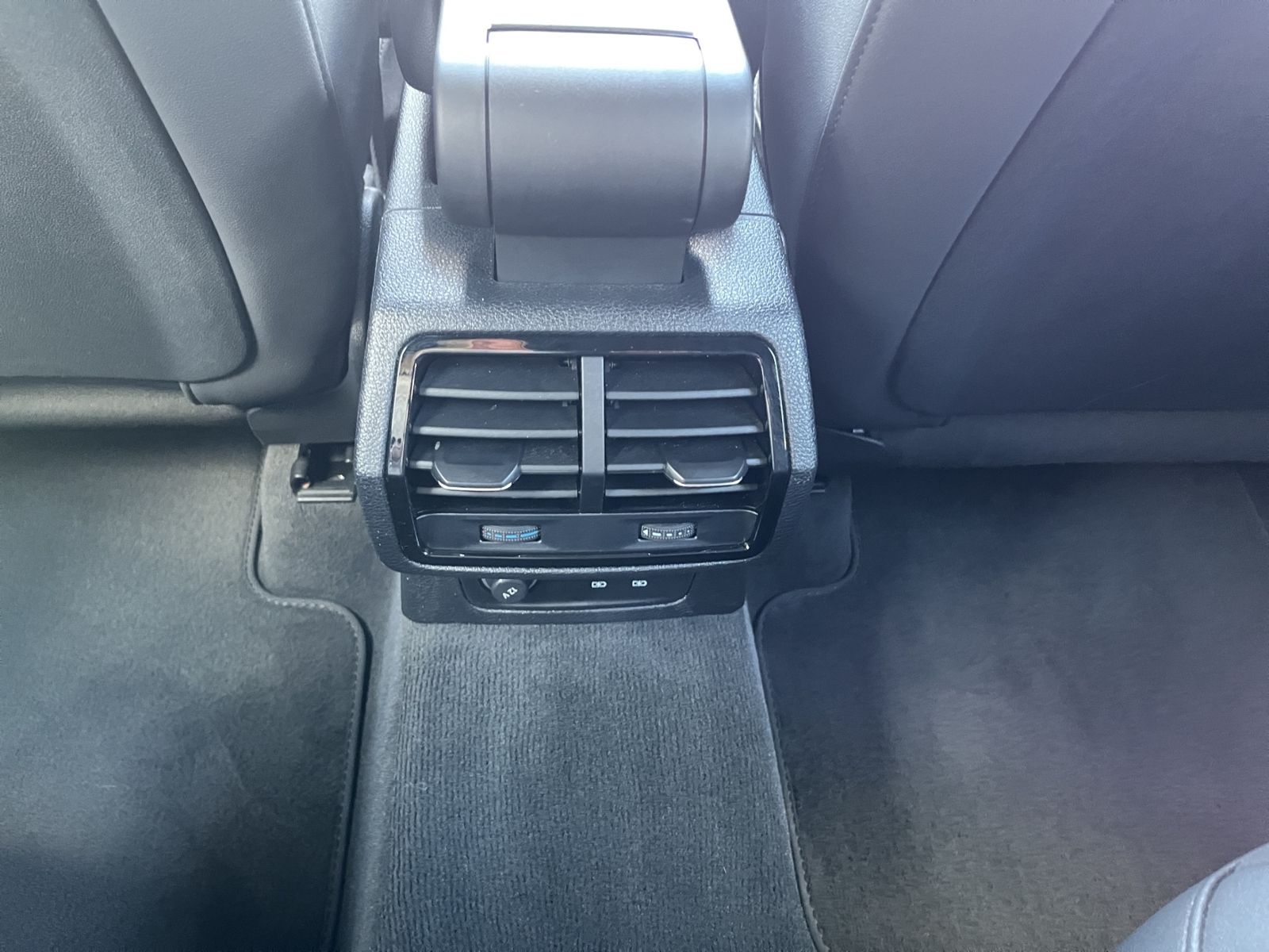 Audi Q3 Sportback 40 TFSI quattro S line - Samsaru's Car Outlet