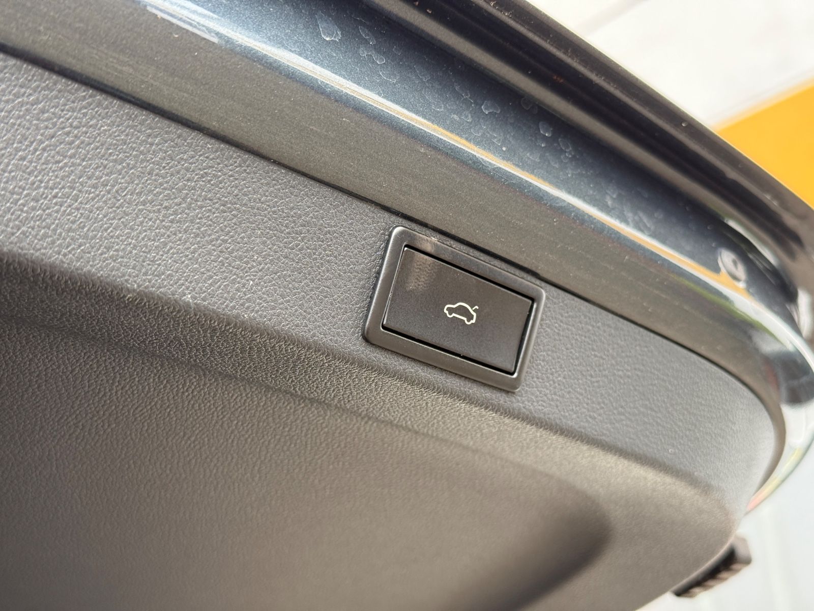Skoda Octavia Combi 1.5 TSI Style - Samsaru's Car Outlet