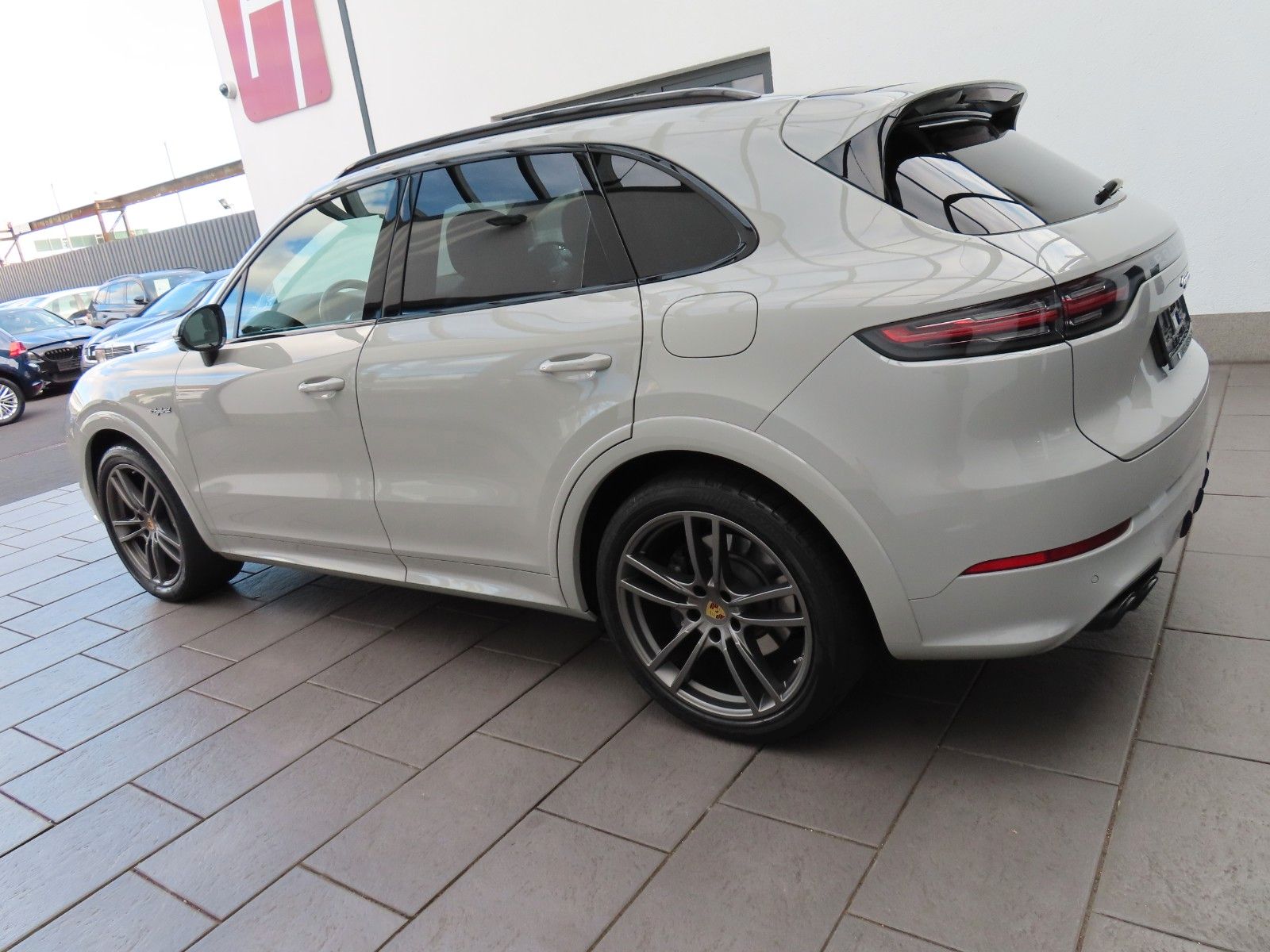 Porsche Cayenne 3.0 Hy. Allrad/Klima/HuD/Pan./Soft Close