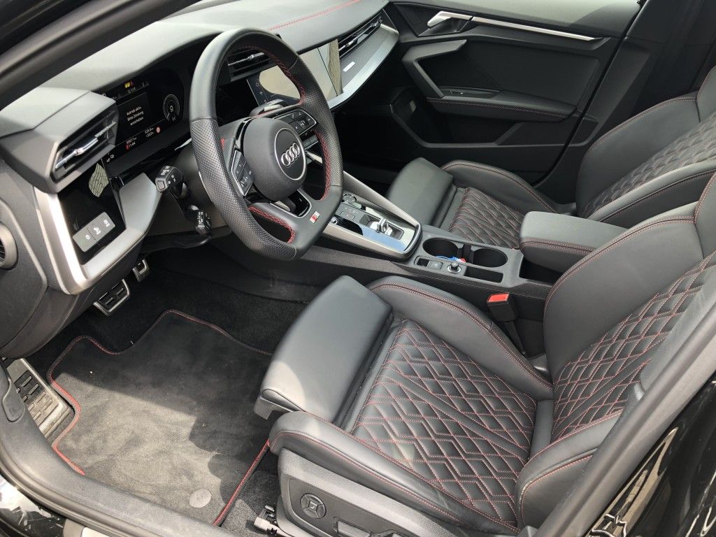 Audi A3 Sportback 45 TFSI e 2xS line - Samsaru's Car Outlet