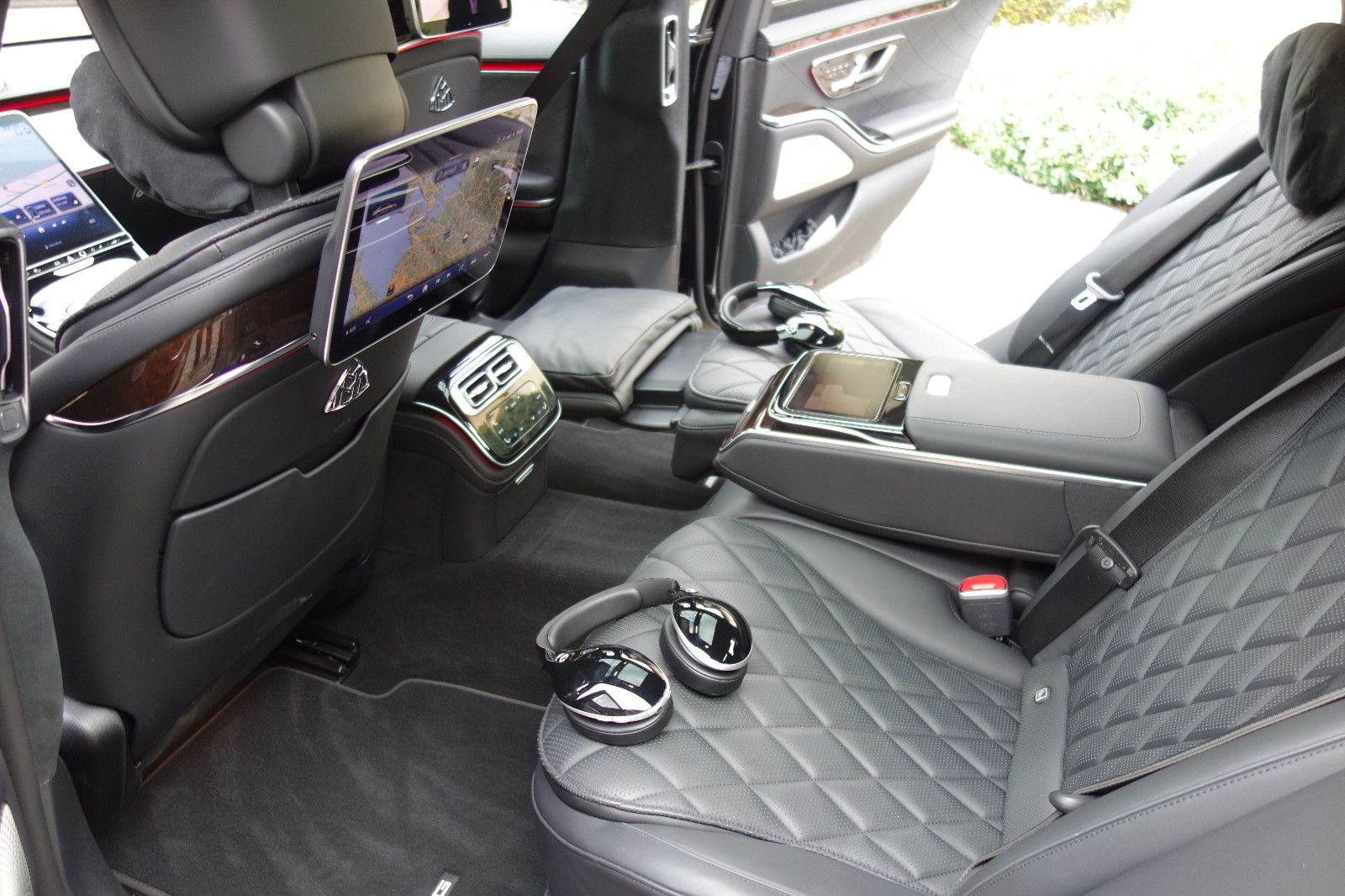 Mercedes-Benz S 400 d 4Matic AMG Line Maybach - Samsaru's Car Outlet