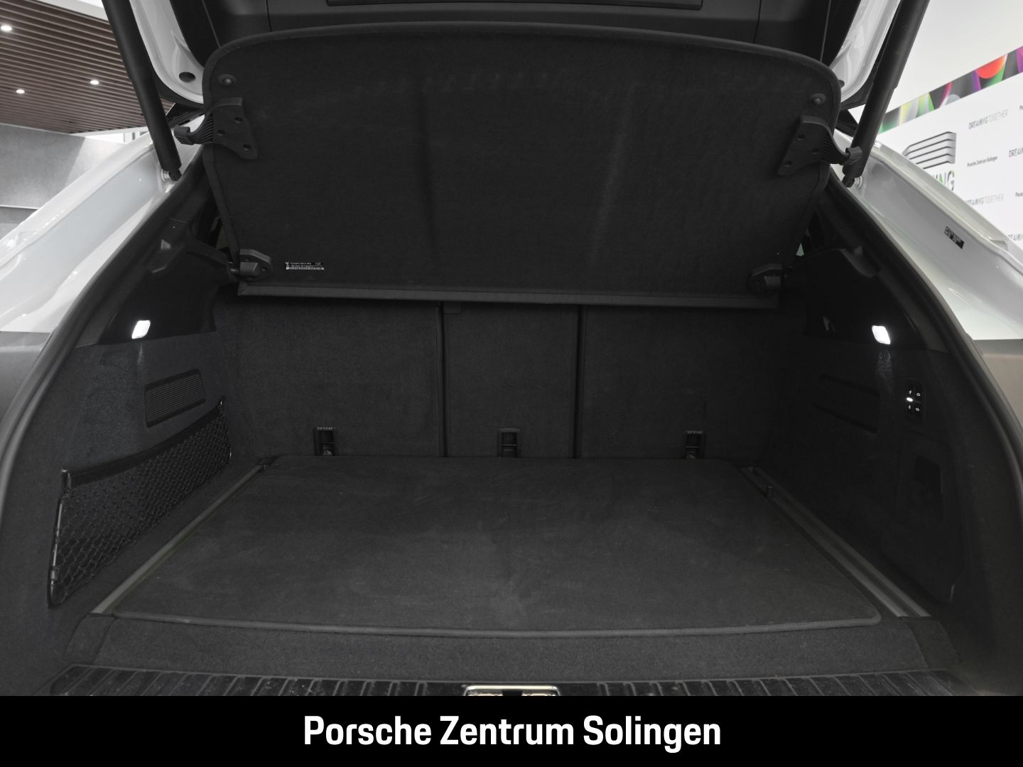 Porsche Cayenne E-Hybrid Coupe 22'' AGA HEADUP SPORT DES