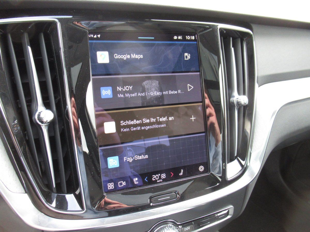 Volvo S60 B4 Benzin Plus Dark Automatik