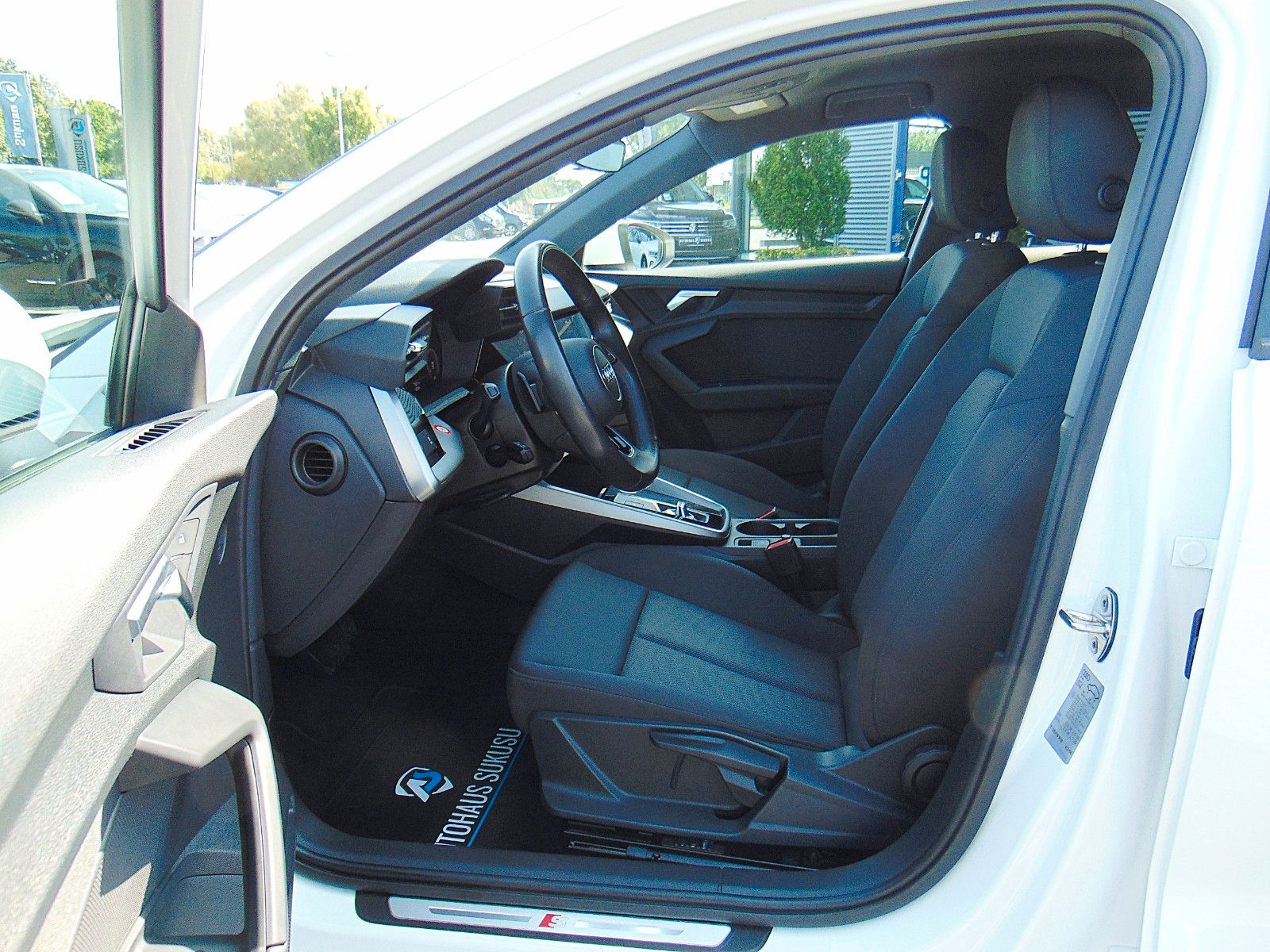 Audi A3 Sportback 30 TFSI S line - Navi - Virtual -