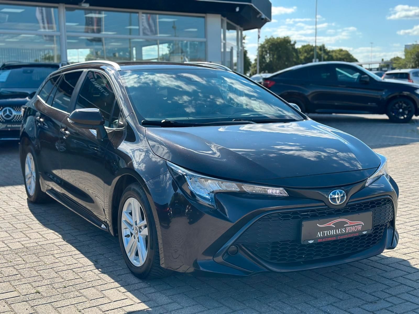 Toyota Corolla 1.8 Touring Sports Hybrid - Samsaru's Car Outlet