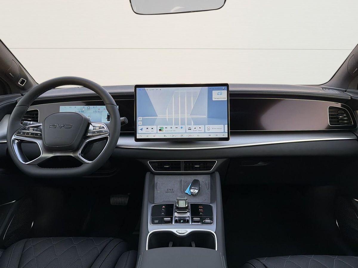 BYD Sealion 7