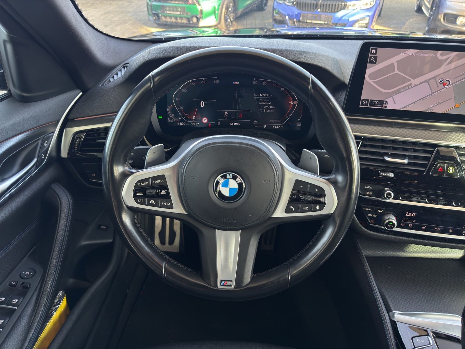 BMW 540d xDrive Limousine M Sport DrivingA. AHK ACC