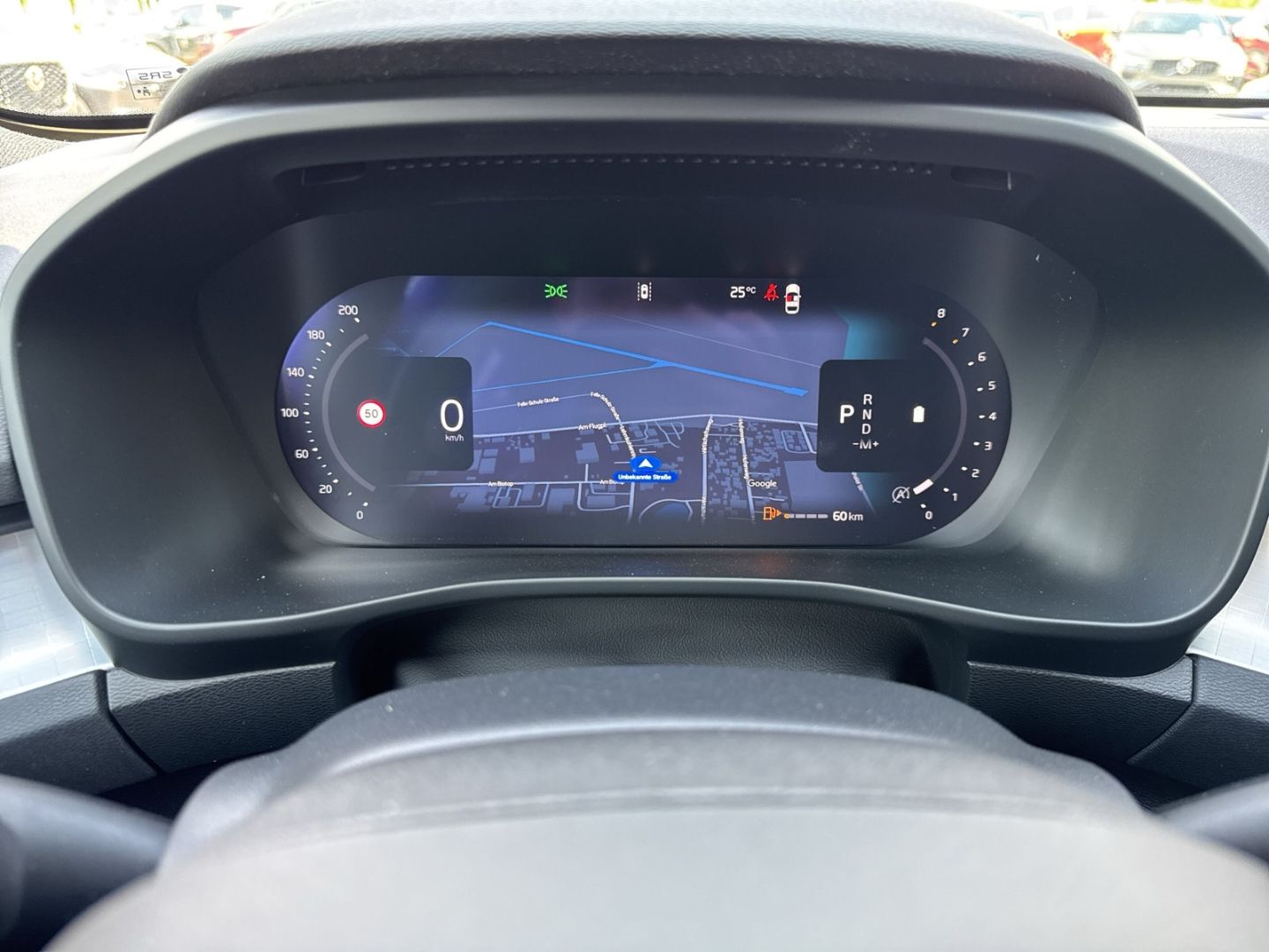 Volvo XC40 Core B3 - Samsaru's Car Outlet
