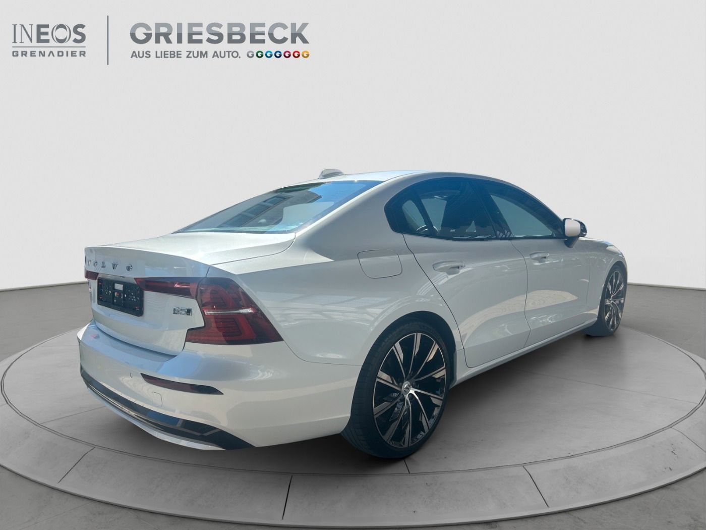 Volvo S60 B5 Ultimate Dark FLA*ACC*HUD*4xSHZ*STH*LM