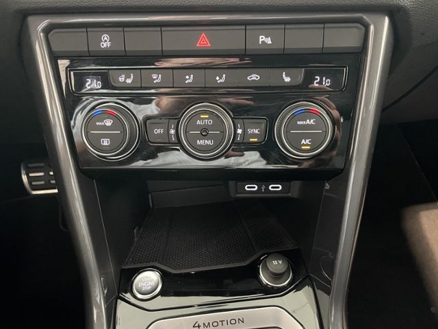 Volkswagen T-Roc 2.0 TSI DSG 4Motion - Samsaru's Car Outlet