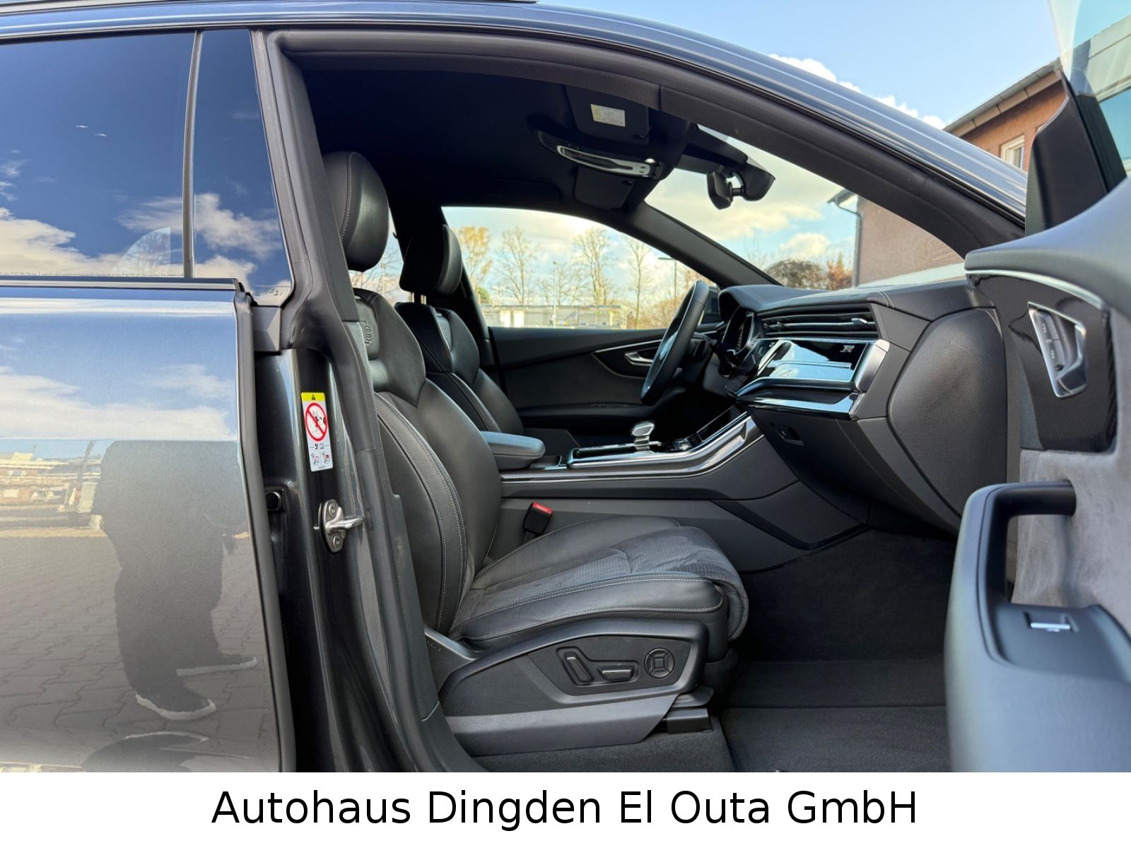 Audi Q8 50 TDI quattro S Line Competition Plus