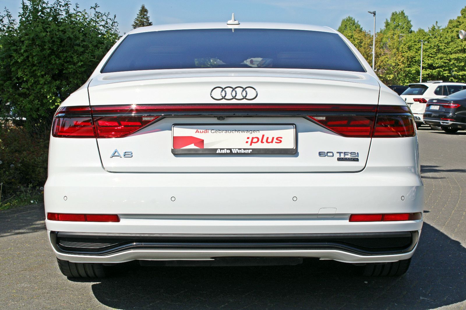 Audi A8 60TFSI quattro S LINE BLACK - Samsaru's Car Outlet