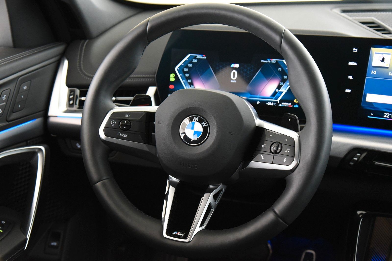 BMW X1 xDrive23d M Sportpaket - Samsaru's Car Outlet