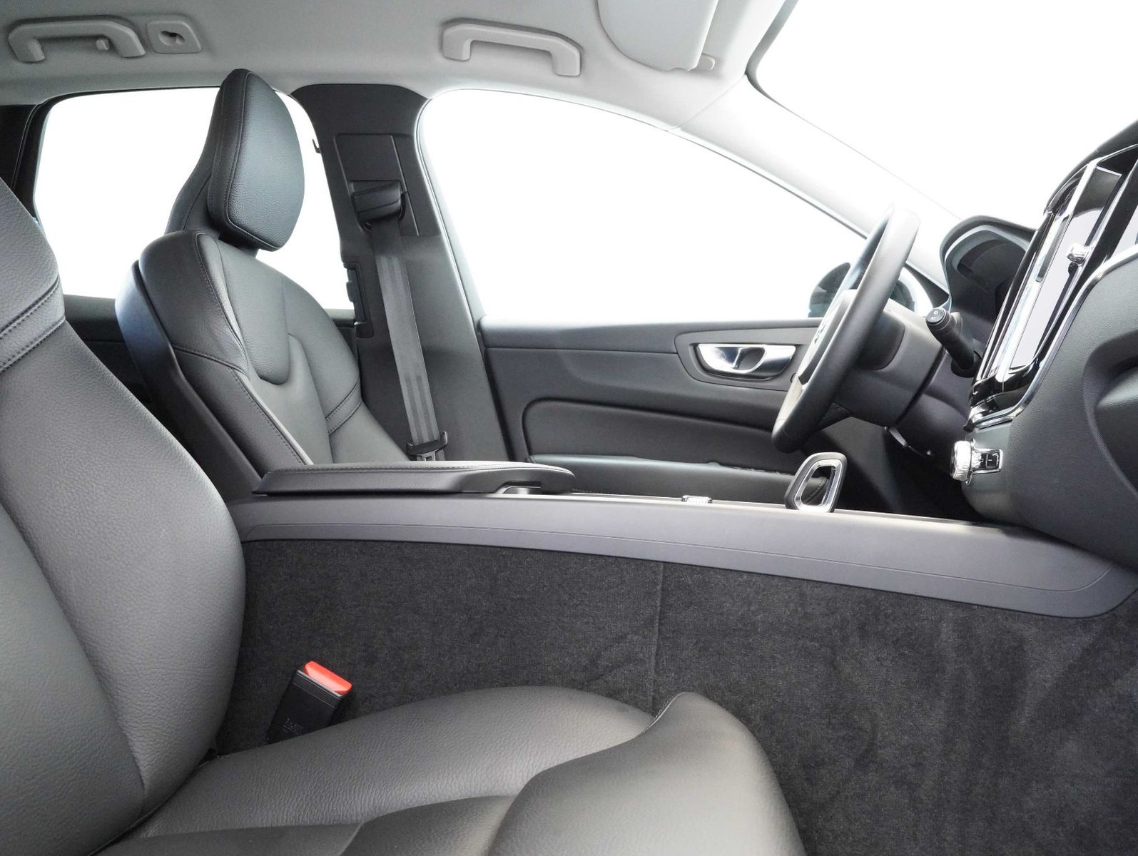 Volvo XC60 B4 B Plus Dark LED/NAVI/ACC/BLIS