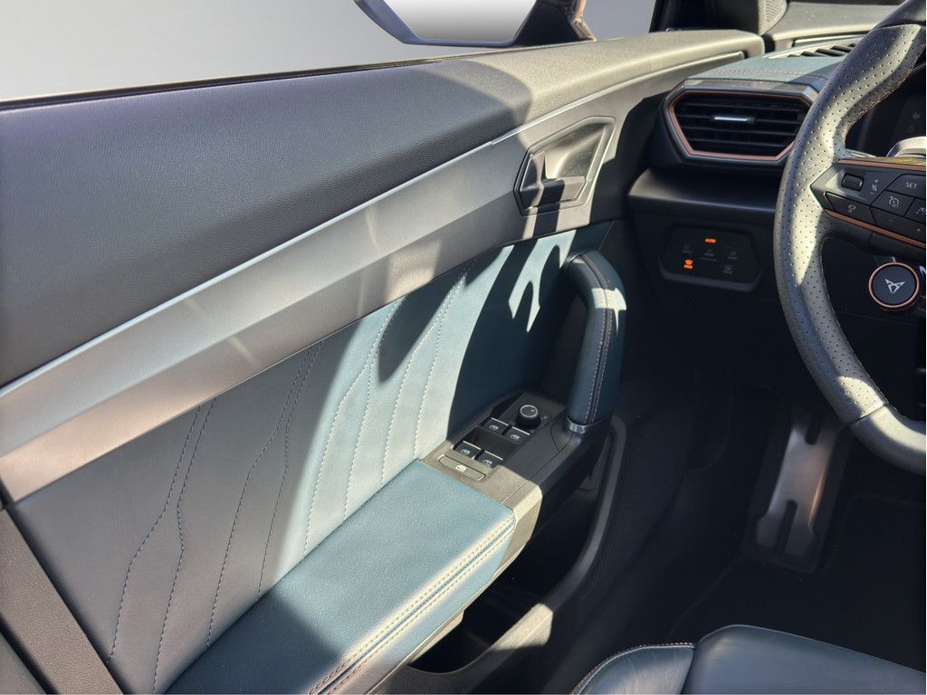 Cupra Formentor VZ 1.4 e-HYBRID DSG ACC LED PANO 360°