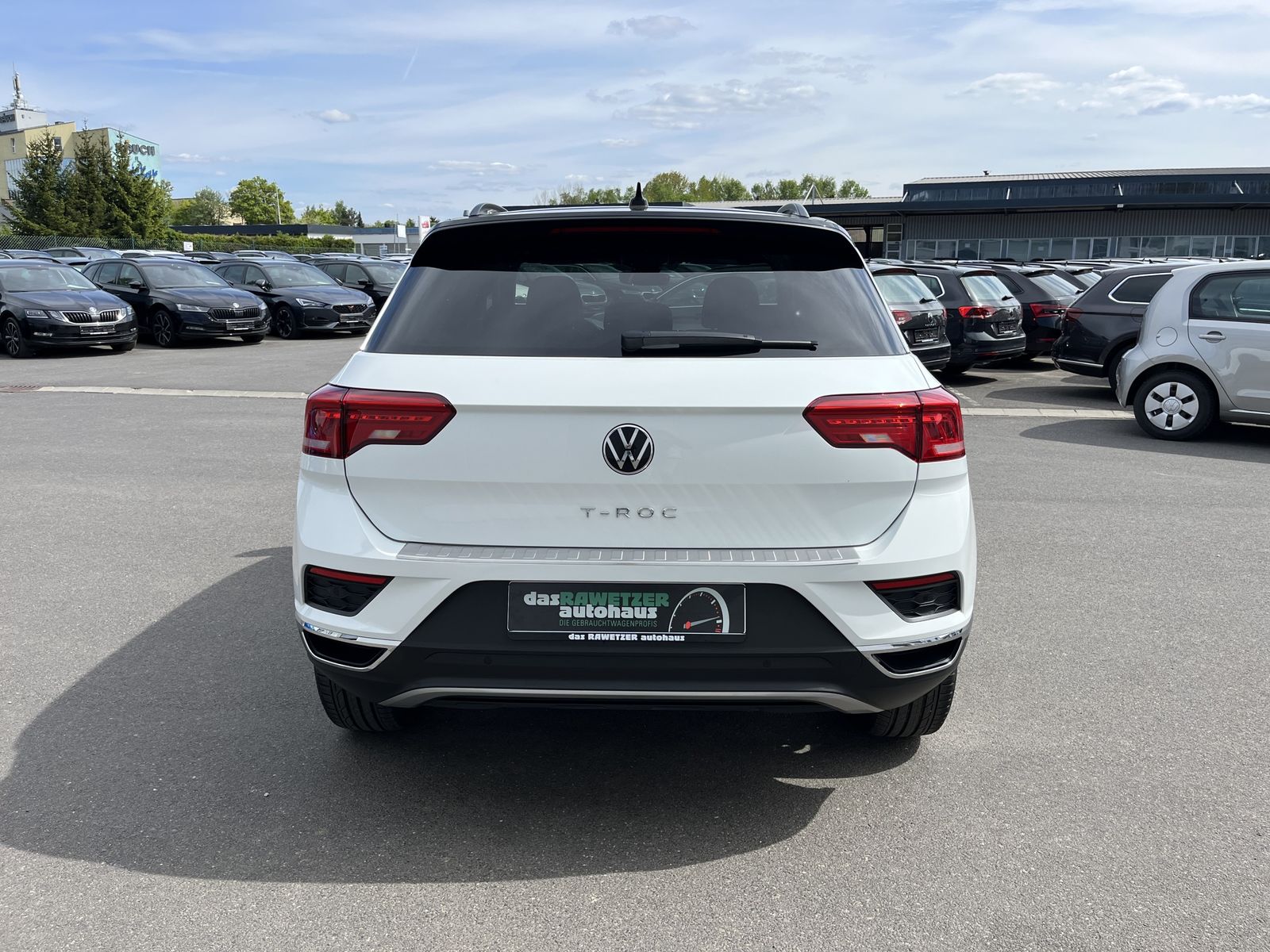 Volkswagen T-Roc 1.6 TDI UNITED - Samsaru's Car Outlet