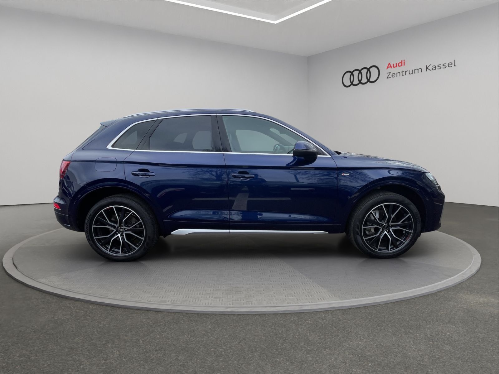 Audi Q5 40 TDI qu. S line Matrix Pano HuD AHK 360°