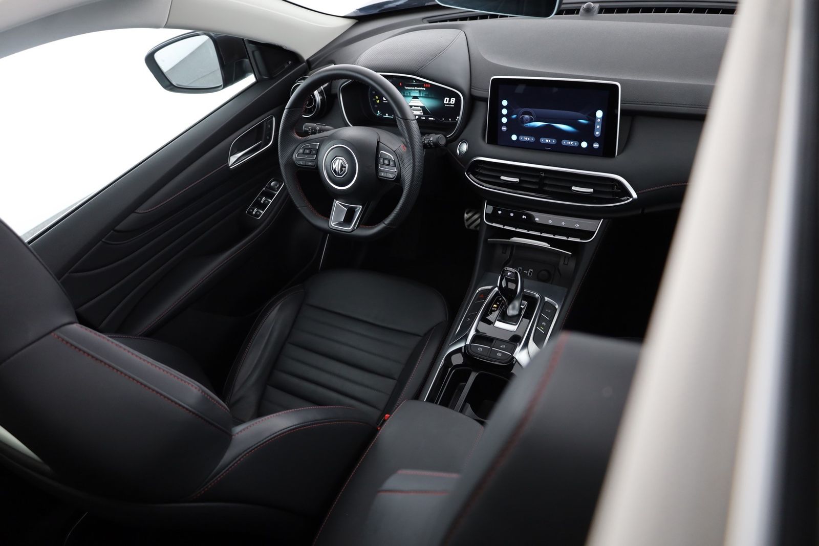MG HS 1.5 T-GDI Luxury Aut. LED ACC Navi 360° Pano