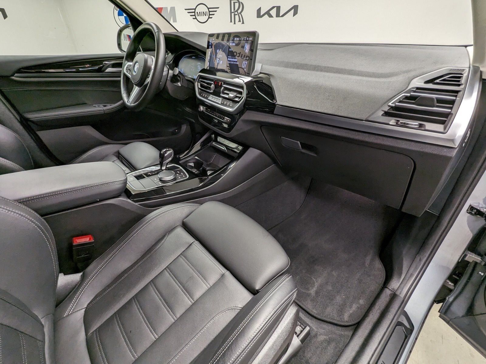BMW X3 xDrive30e - Samsaru's Car Outlet