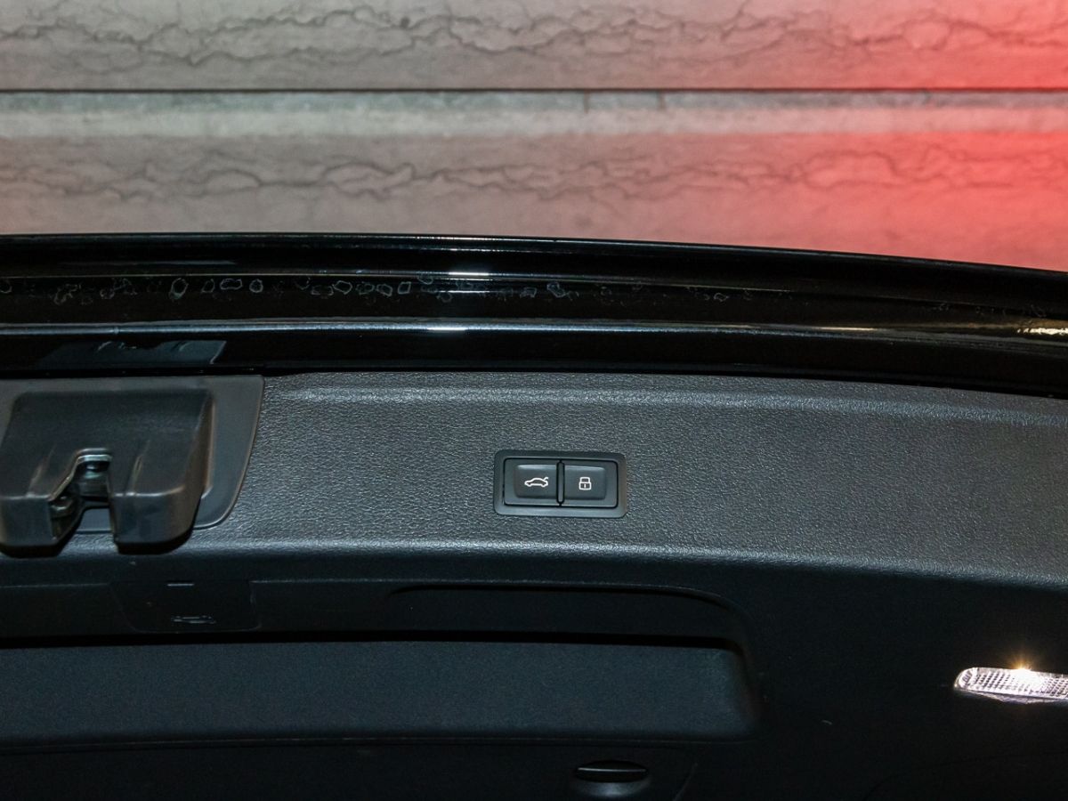 Audi A4 Avant 35 TDI advanced S line - Samsaru's Car Outlet
