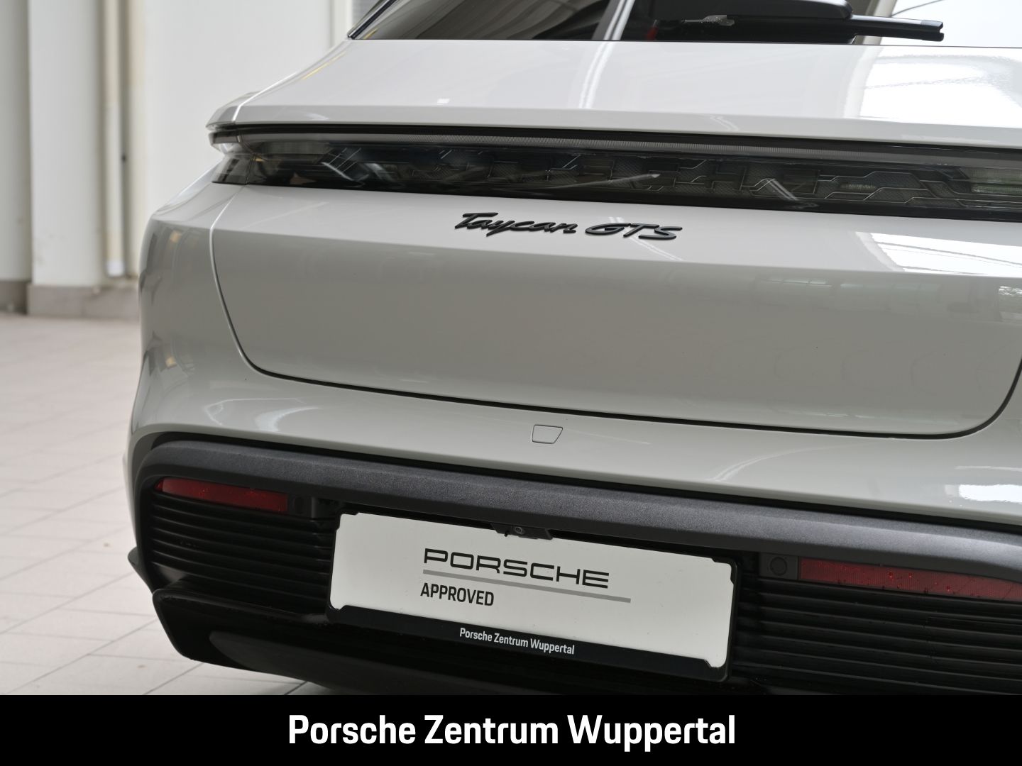 Porsche Taycan GTS Sport Turismo LED-Matrix Luftfederung