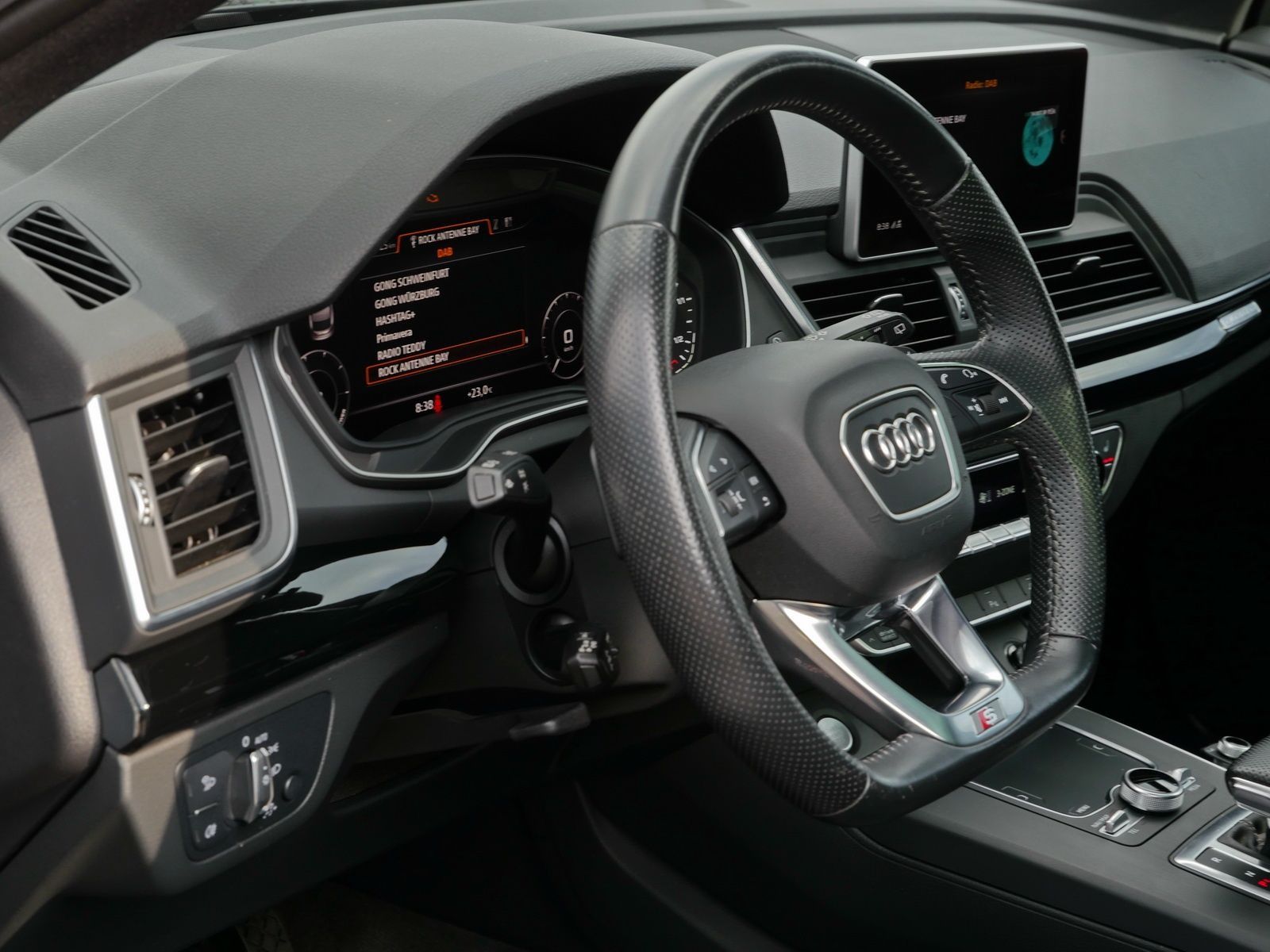 Audi Q5 50 TFSIe S Line qu. 50km/WLTP*AHK*Air*Pano
