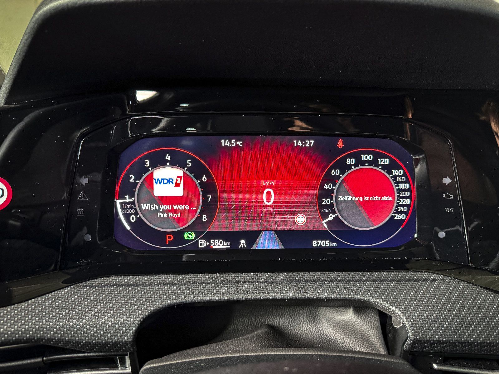 Volkswagen Golf R-Line Black - Samsaru's Car Outlet