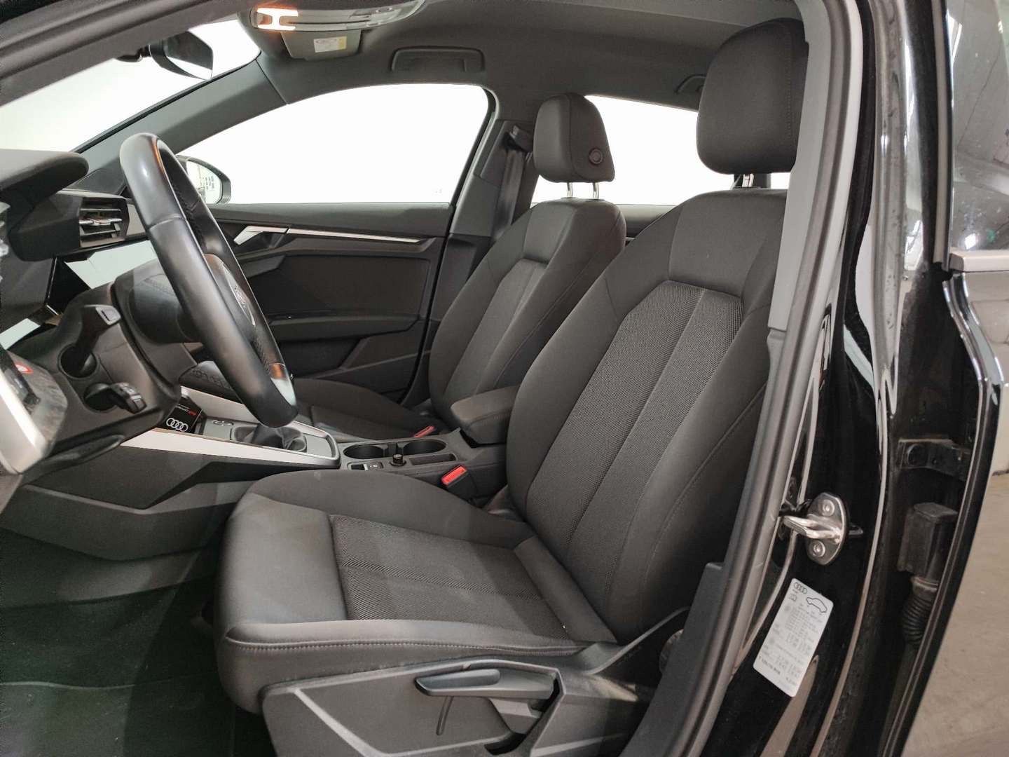 Audi A3 Sportback 35 TFSI advanced - Samsaru's Car Outlet