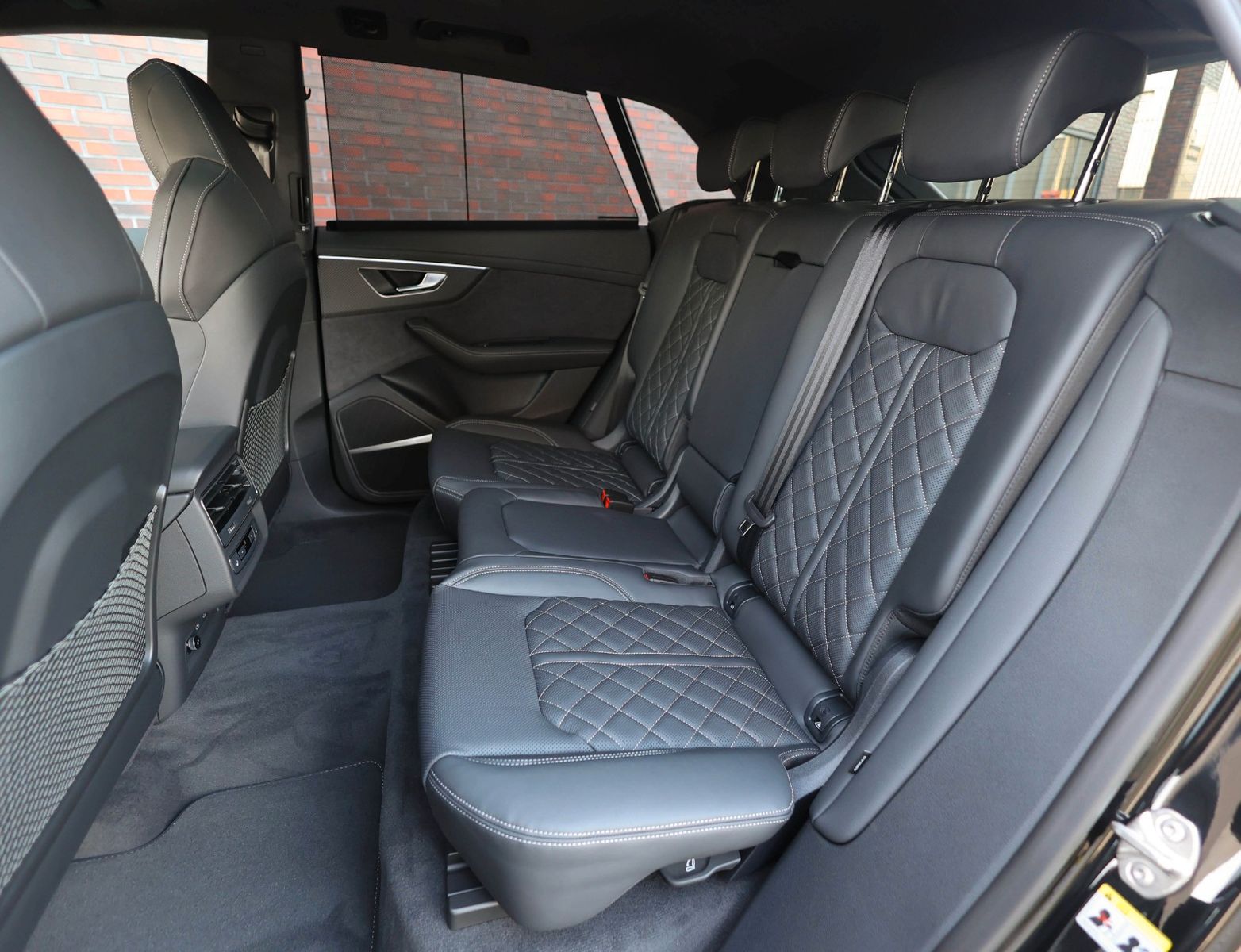 Audi Q8 60 TFSIe Quattro - Samsaru's Car Outlet