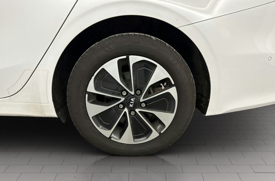 Kia CEED_SW 1.6 PHEV - Samsaru's Car Outlet