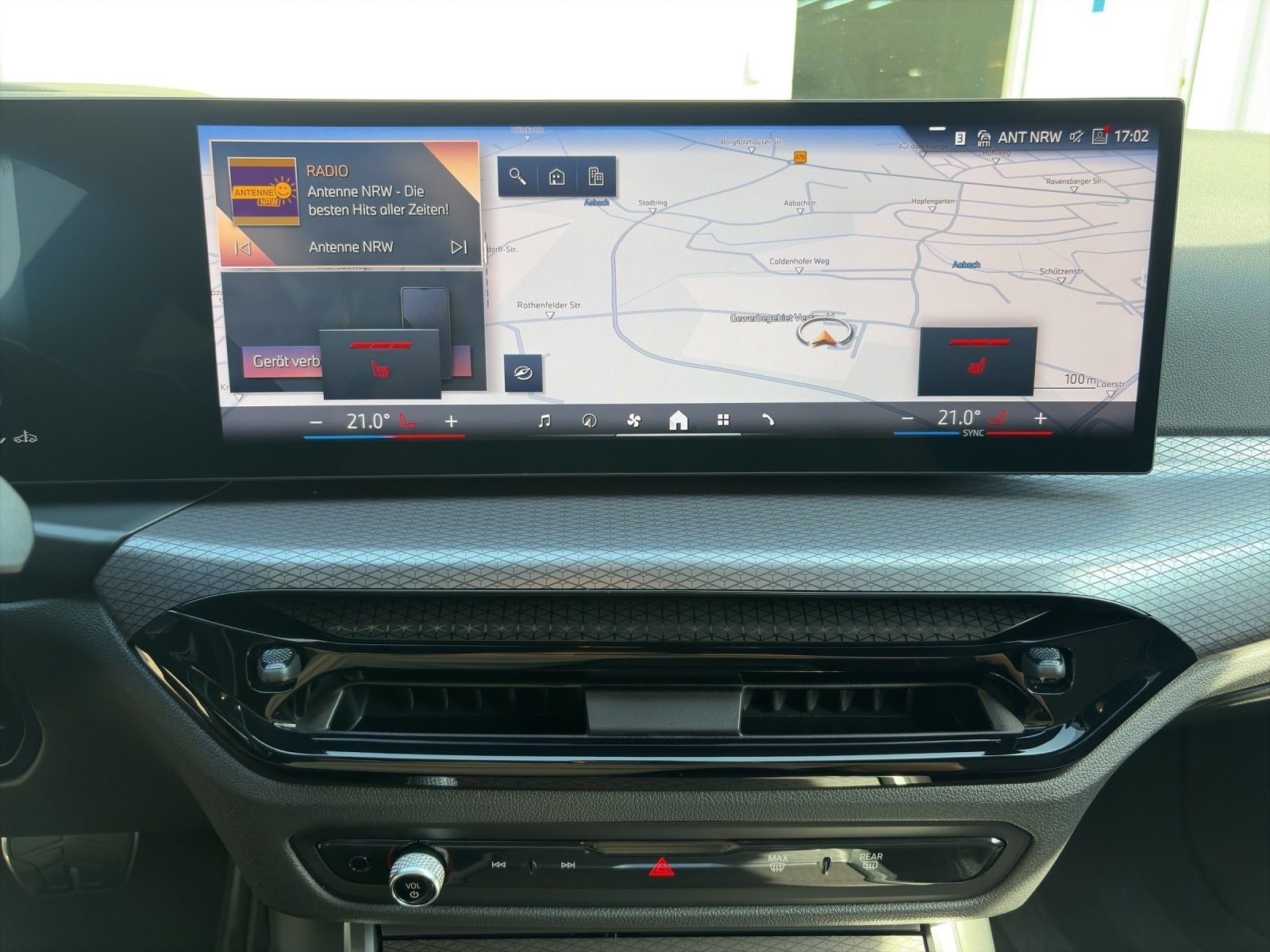 BMW 320i Touring M-Sport AHK HUD DrivAss. ACC ParkAs