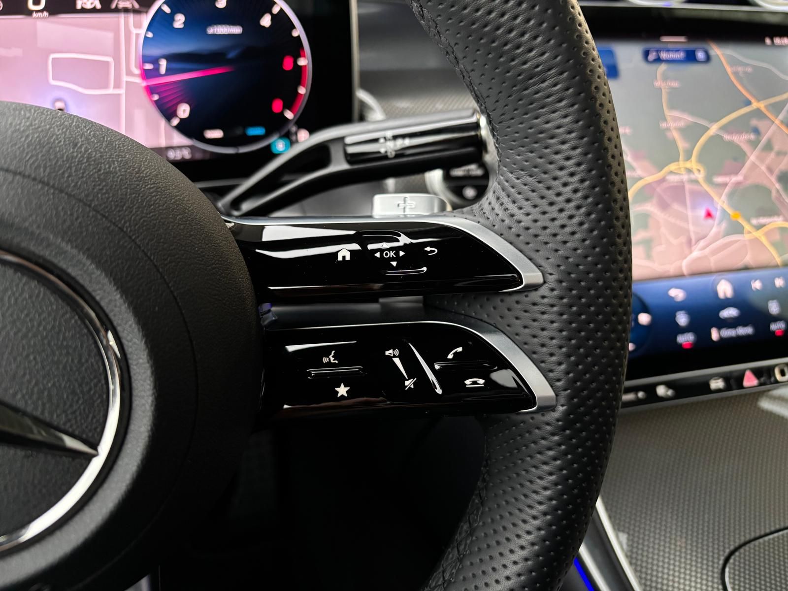 Mercedes-Benz GLC 300 d 4M AMG Line Prem+ Fahras+ AHK Pano HUD