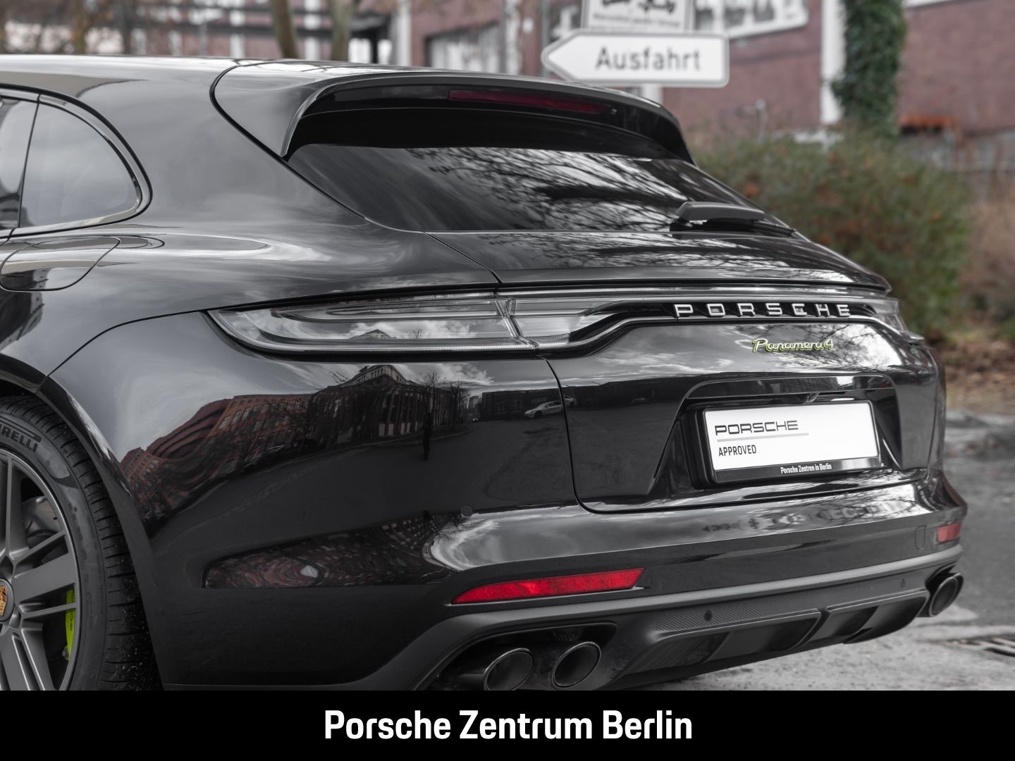 Porsche Panamera 4 E-Hybrid Sport Turismo Platinum Editi