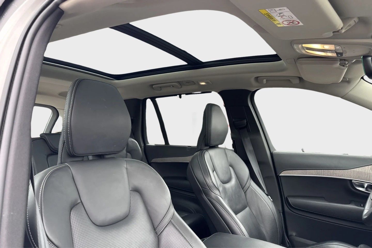 Volvo XC90 T8 AWD 456hp Plug-In ULT-Dark Recharge *VAT