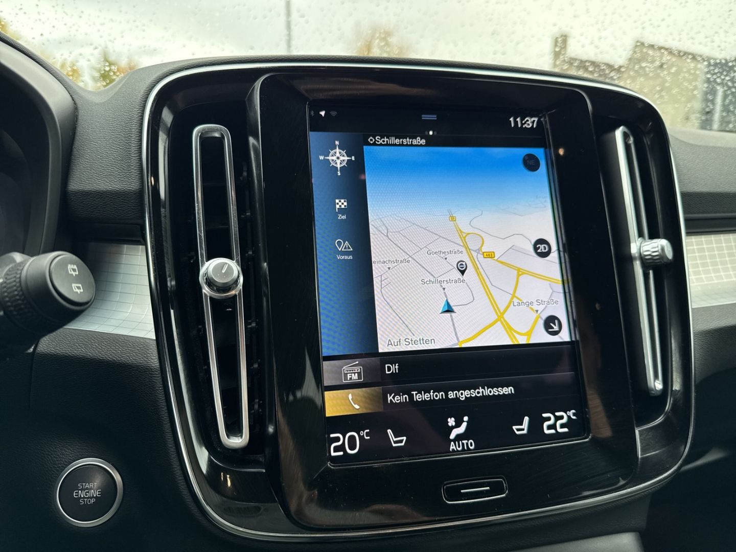 Volvo XC40 Core Recharge Plug-In Hybrid 2WD StandHZG A