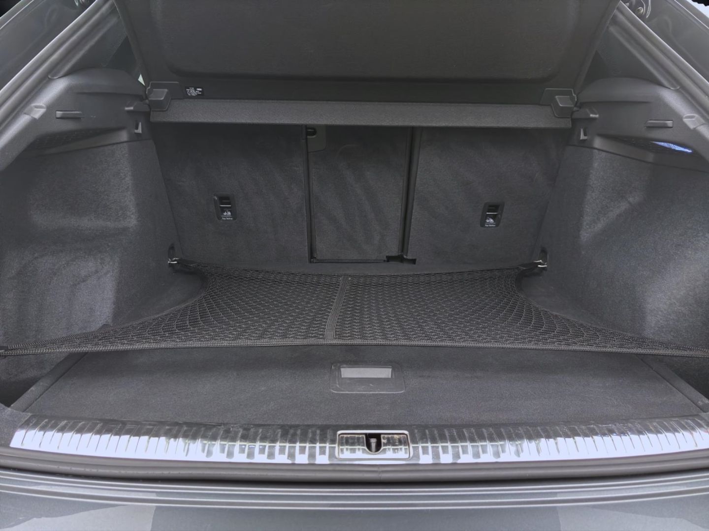 Audi Q3 40 TFSI Q S LINE - Samsaru's Car Outlet